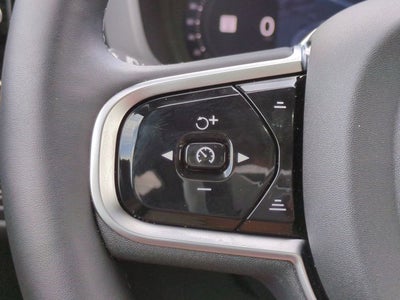 2026 Volvo XC60 Plus