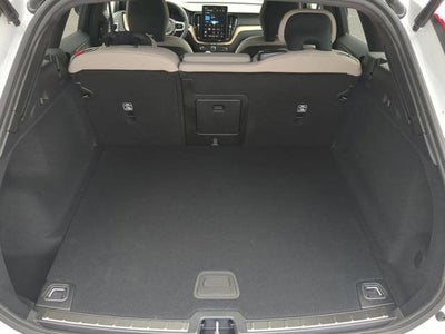 2026 Volvo XC60 Plus