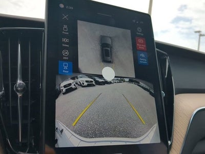 2026 Volvo XC60 Plus