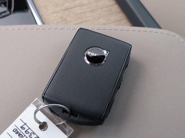 2026 Volvo XC60 Core