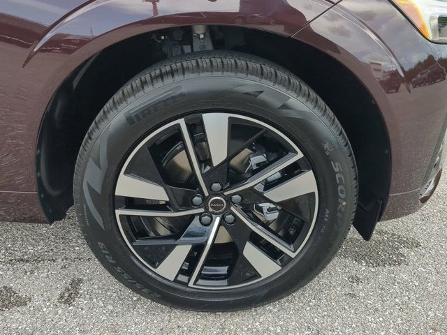 2026 Volvo XC60 Core