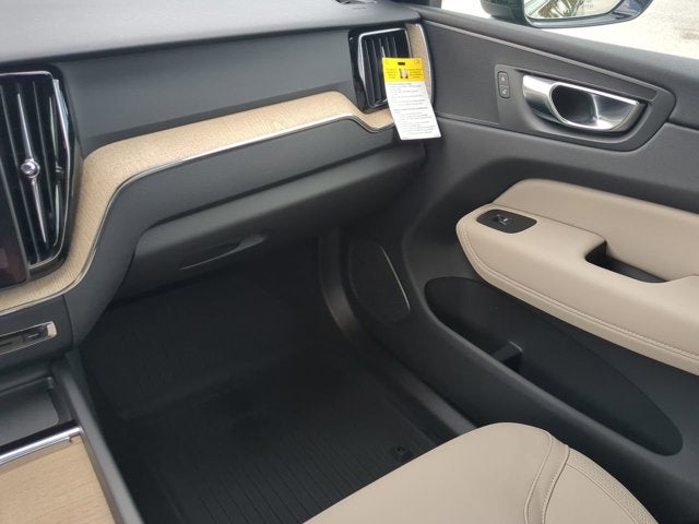 2026 Volvo XC60 Core
