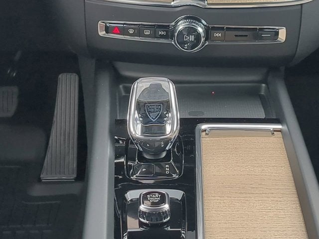 2026 Volvo XC60 Core