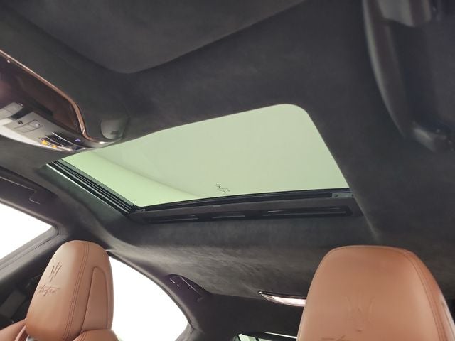 2022 Maserati Ghibli Trofeo