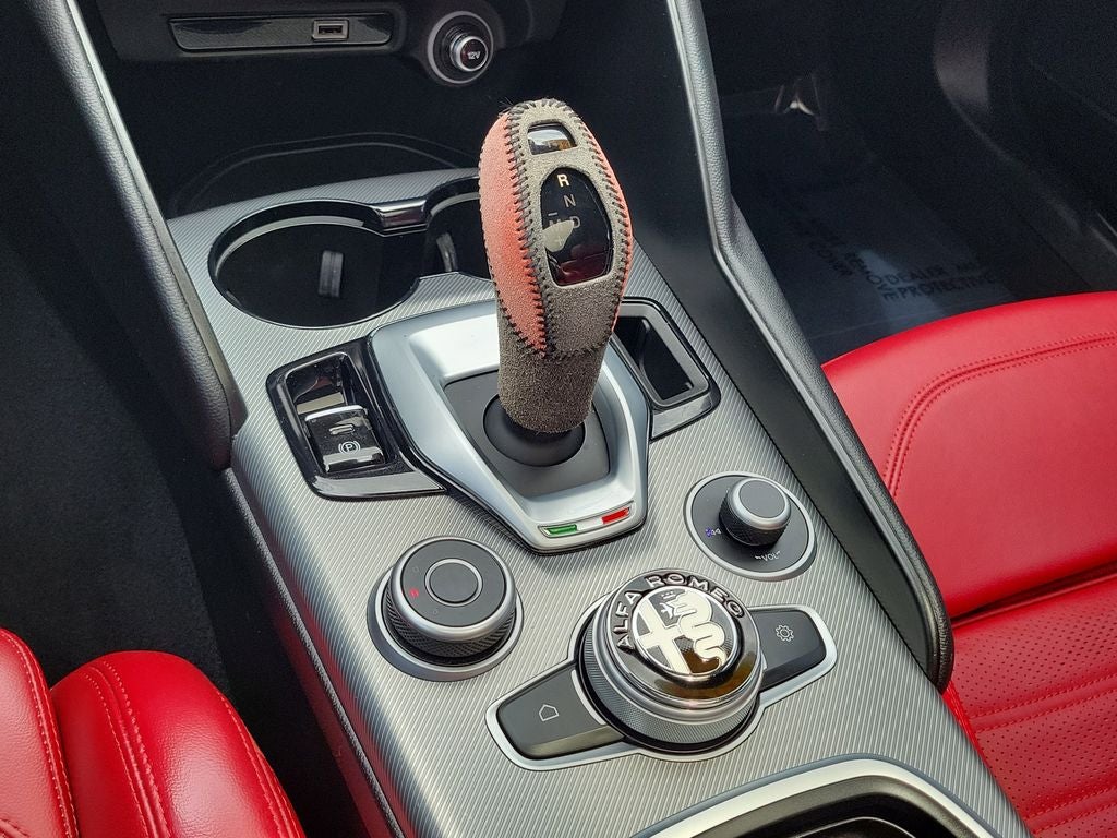 2023 Alfa Romeo Giulia Veloce