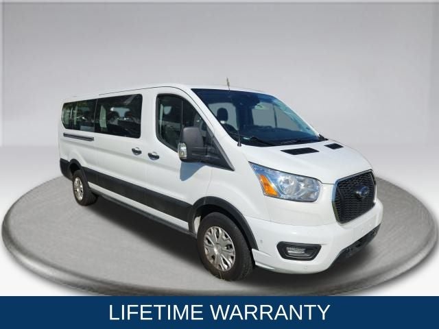 2022 Ford Transit Passenger Wagon XLT