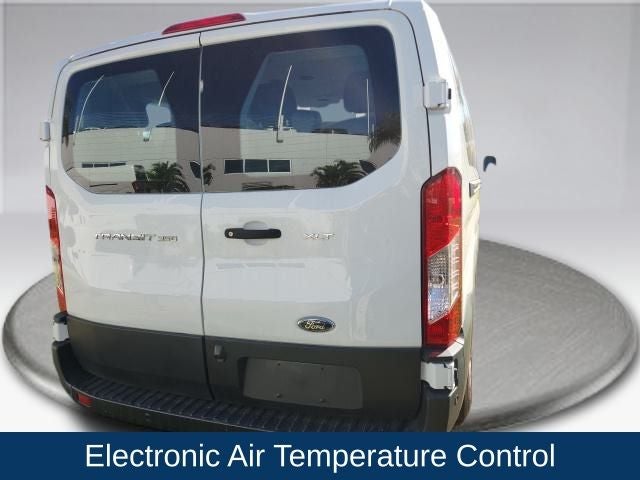 2022 Ford Transit Passenger Wagon XLT