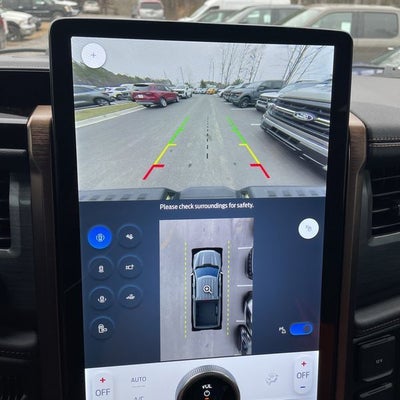 2024 Ford F-150 Lightning Lariat