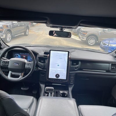 2024 Ford F-150 Lightning Lariat