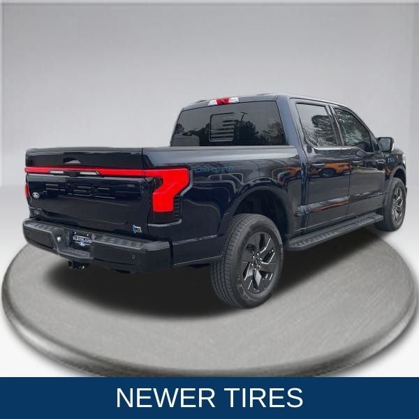 2024 Ford F-150 Lightning Lariat