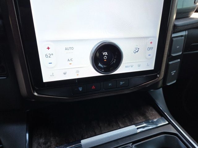 2022 Ford F-150 Lightning Lariat