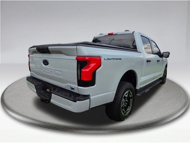 2023 Ford F-150 Lightning XLT