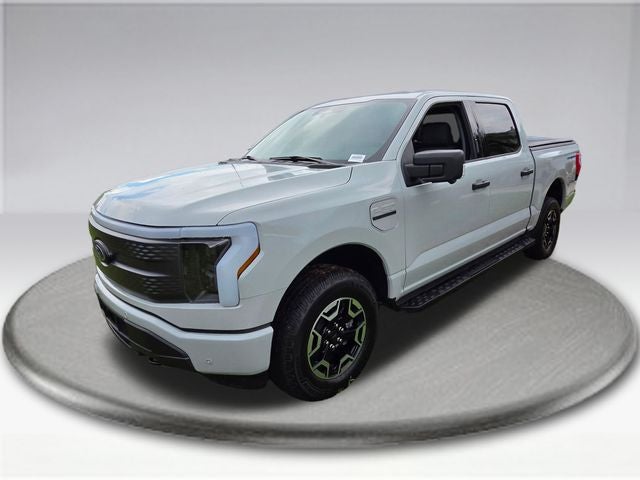 2023 Ford F-150 Lightning XLT