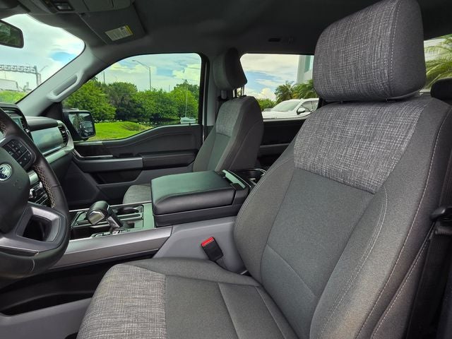 2023 Ford F-150 Lightning XLT