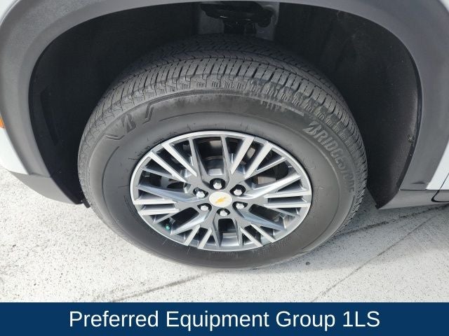 2024 Chevrolet Traverse LS