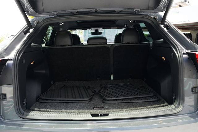 2022 Volkswagen Atlas Cross Sport 3.6L V6 SEL Premium R-Line