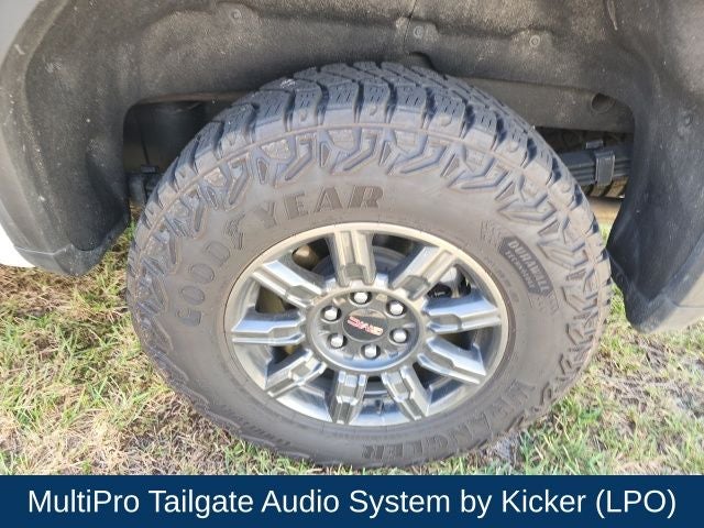 2024 GMC Sierra 1500 AT4X