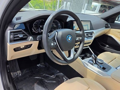 2022 BMW 3 Series 330e iPerformance