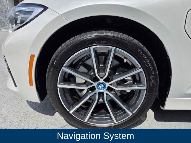 2022 BMW 3 Series 330e iPerformance