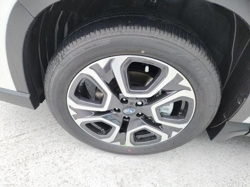 2024 Subaru Ascent Touring