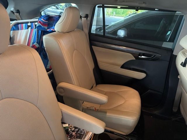 2025 Toyota Highlander Limited