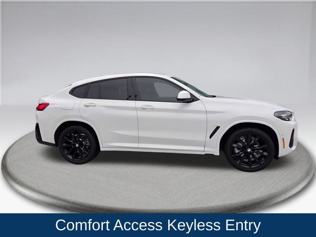 2023 BMW X4 xDrive30i