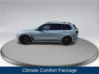2023 BMW X7 M60i