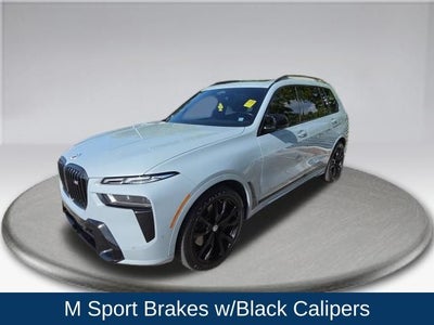 2023 BMW X7 M60i