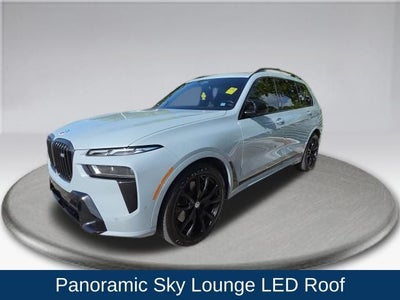 2023 BMW X7 M60i