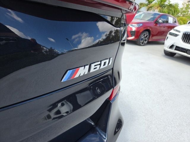 2025 BMW X5 M60i