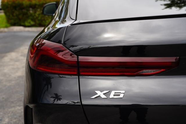 2022 BMW X6 xDrive40i