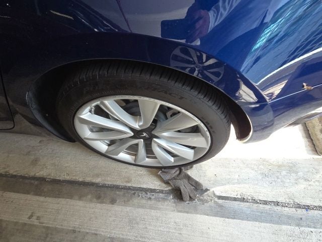 2019 Tesla Model 3 Mid Range