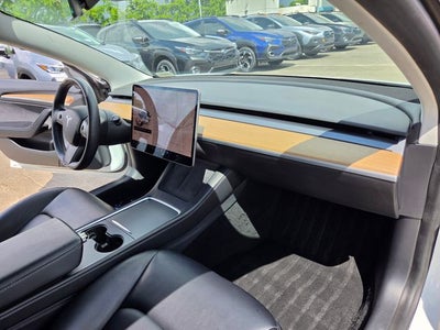 2022 Tesla Model 3 Base