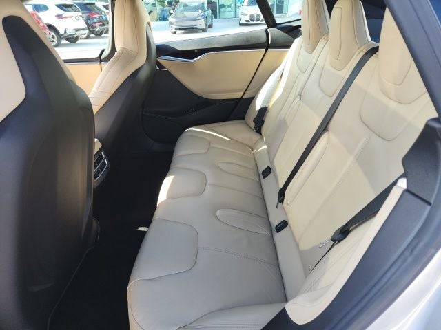 2016 Tesla Model S 90D