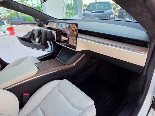 2022 Tesla Model S Base