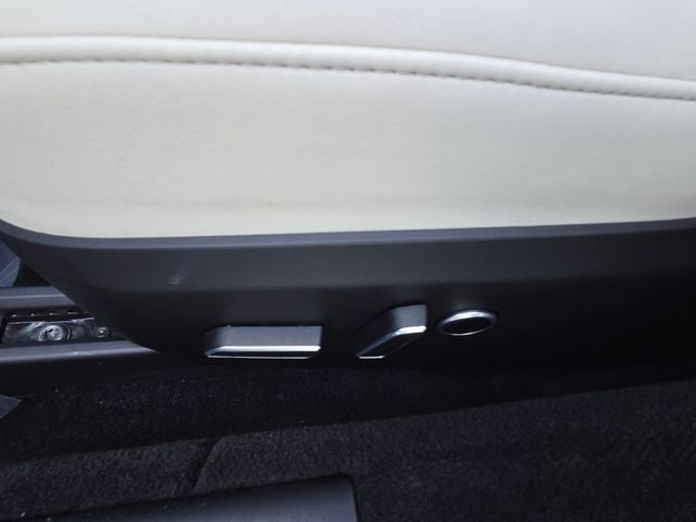 2022 Tesla Model S Base