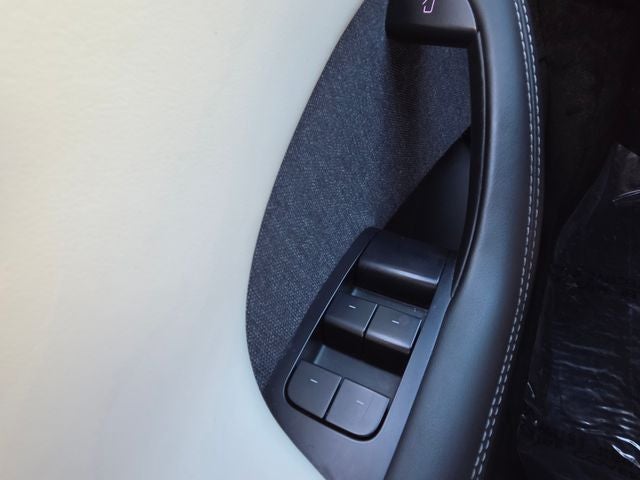 2022 Tesla Model S Base
