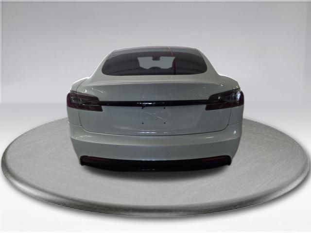 2022 Tesla Model S Base