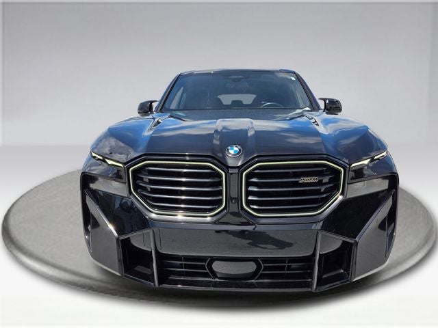 2023 BMW XM Base