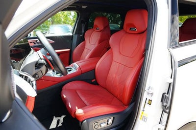 2023 BMW XM Base