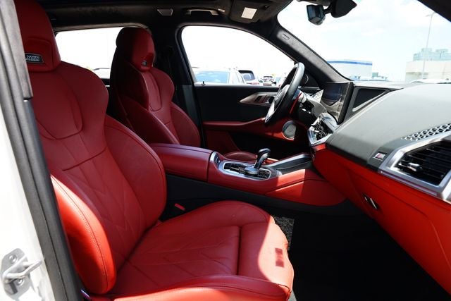 2023 BMW XM Base