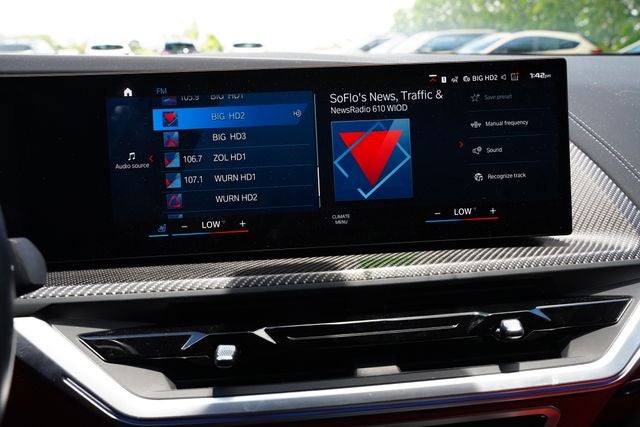 2023 BMW XM Base