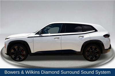 2023 BMW XM Base