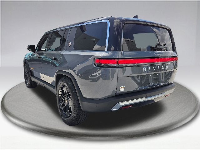 2024 Rivian R1S Adventure