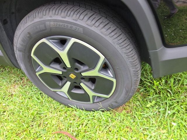 2023 Rivian R1S Adventure