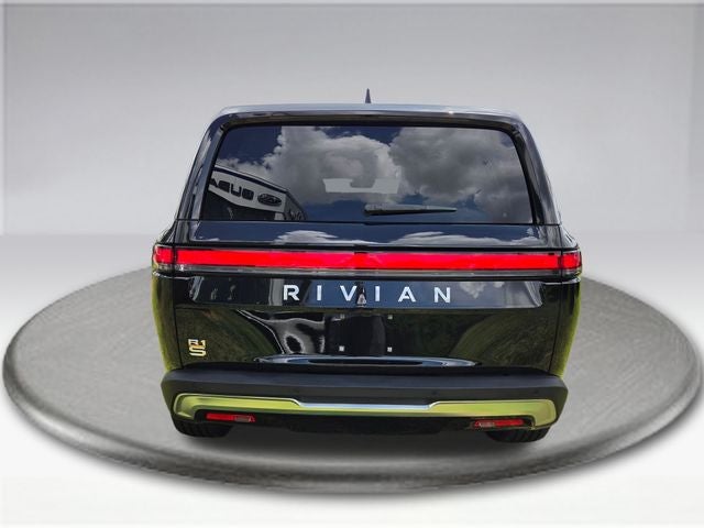 2023 Rivian R1S Adventure
