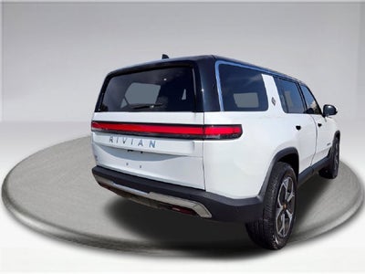 2024 Rivian R1S Base