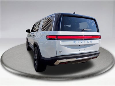 2024 Rivian R1S Base