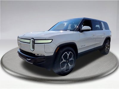 2024 Rivian R1S Base