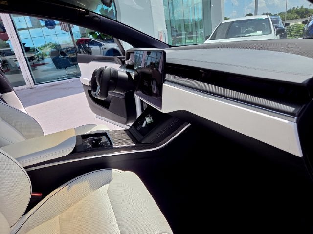 2022 Tesla Model X Plaid